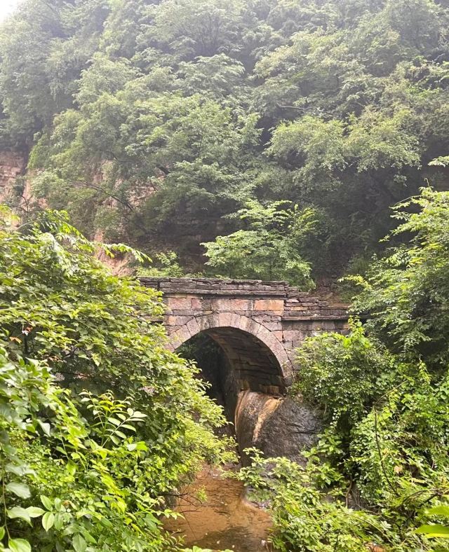 蝴蝶谷旅行图片 1