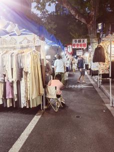 吴山夜市-杭州-平安夜的蚊子