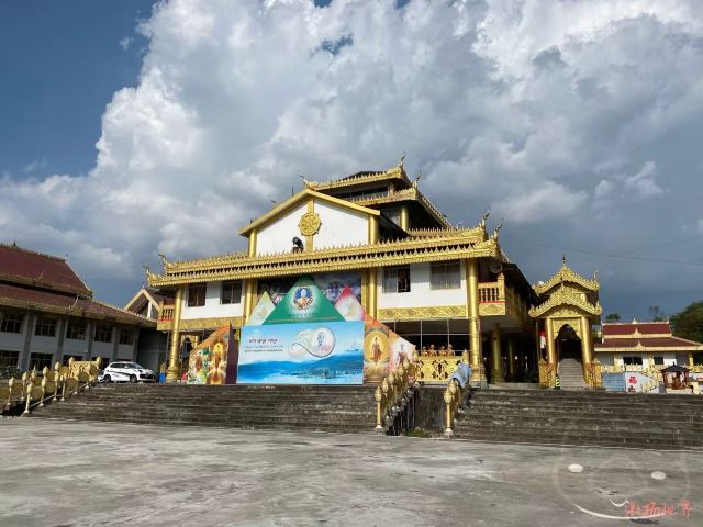 瑞丽市总佛寺旅行图片 4
