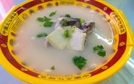 吉县壶口冯记鱼府