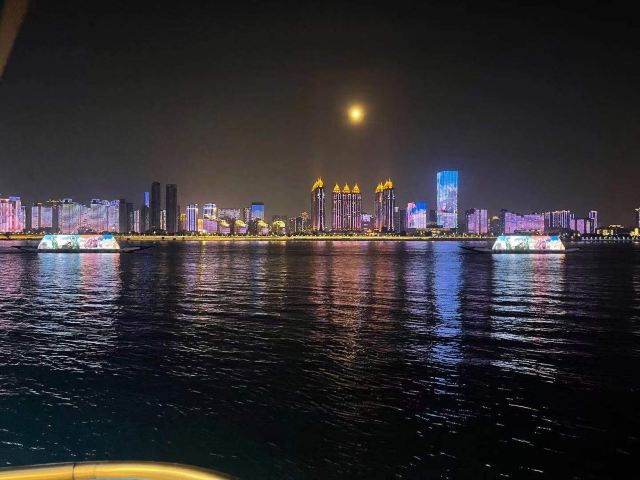 武汉两江游览(武汉关2号码头)旅行图片 2