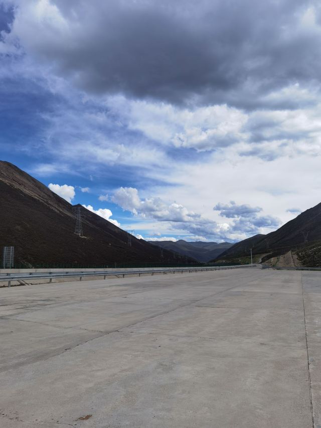 米拉山旅行图片 1