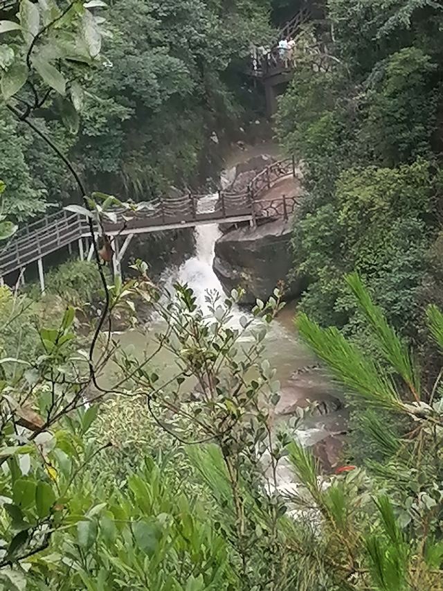 龙溪瀑布旅行图片 8