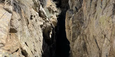 卡拉先格爾地震斷裂帶