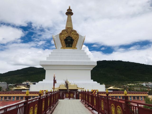 香格里拉和谐塔中塔旅行图片 3