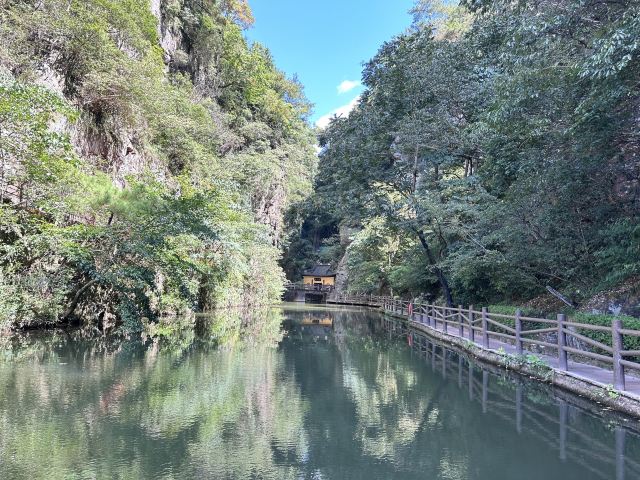 人间弥勒旅行图片 2