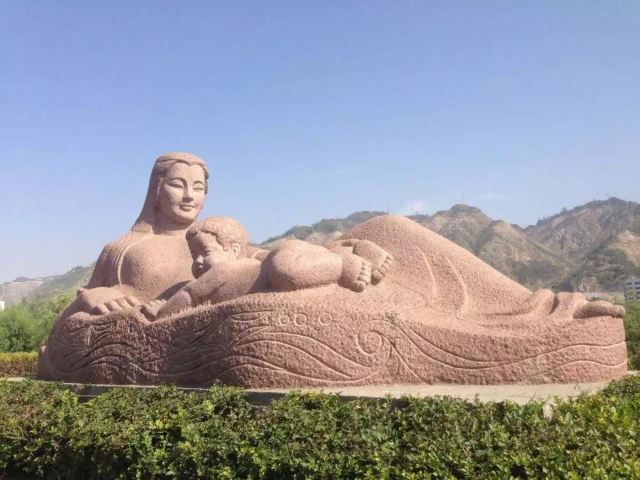 黄河母亲雕塑旅行图片 1