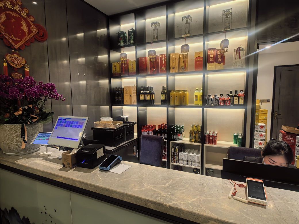 南海渔村(平湖虹霓店)