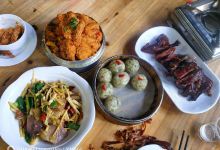巴人寨-柴火饭美食图片