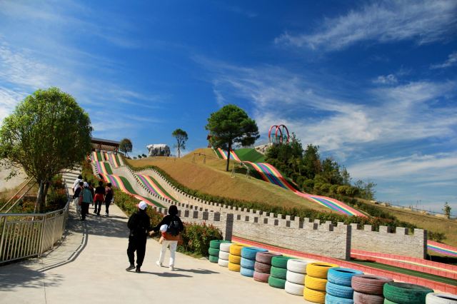 矿坑冰城旅行图片 3