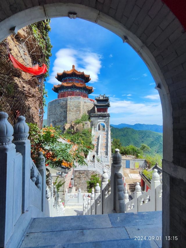 丫髻山旅游风景区旅行图片 1