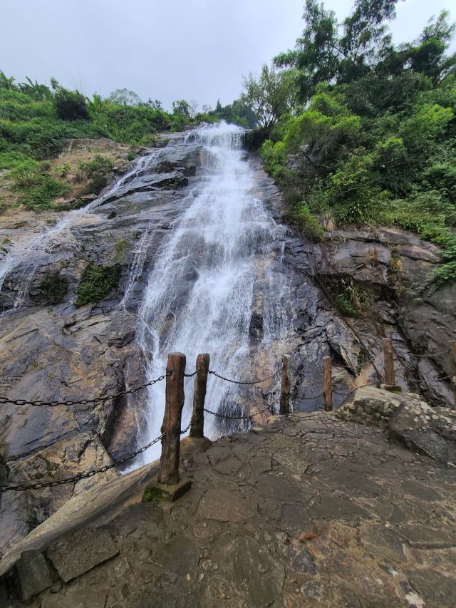 海南百花岭热带雨林文化旅游区-小卖部旅行图片 2