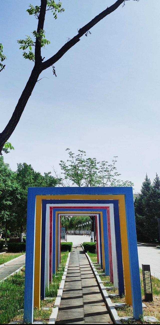 蒙古源流雕塑园旅行图片 4