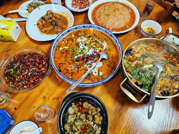 新三味食府(湖州高铁站店)