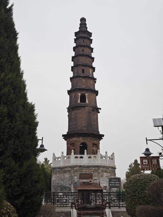 千佛铁塔旅行图片 1