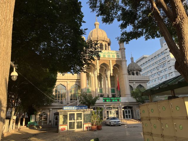汗腾格里清真寺(不对外开放)旅行图片 2