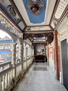 张家花园-大理市-YoYo_7Q6X6A7U