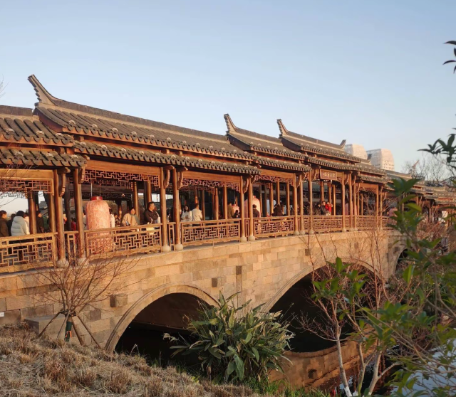 蟠龙天地-烟雨廊桥旅行图片 1