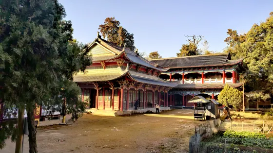 蓮花山白雲寺