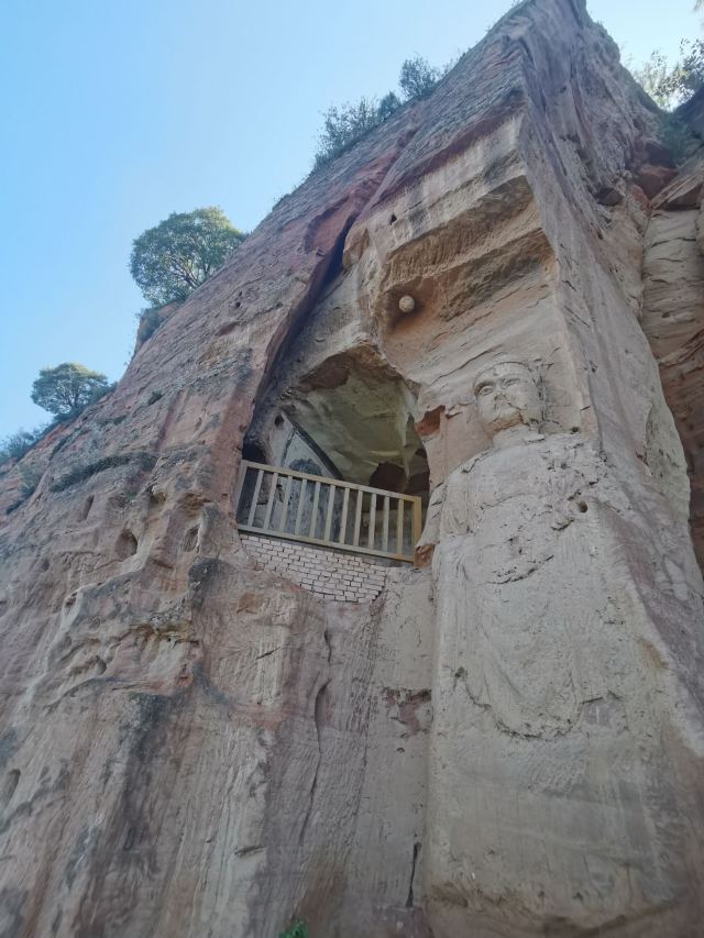 罗汉洞石窟旅行图片 2