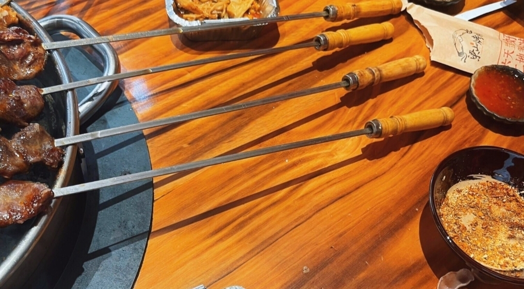 梁山烤肉(昌乐汶庭宾馆店)餐厅图片