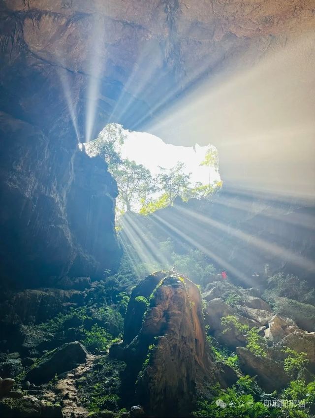 弄响天坑旅行图片 2