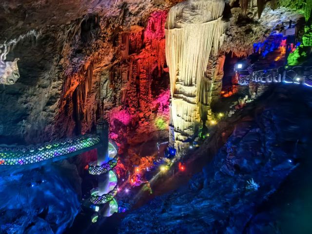 灵巫洞景区旅行图片 1