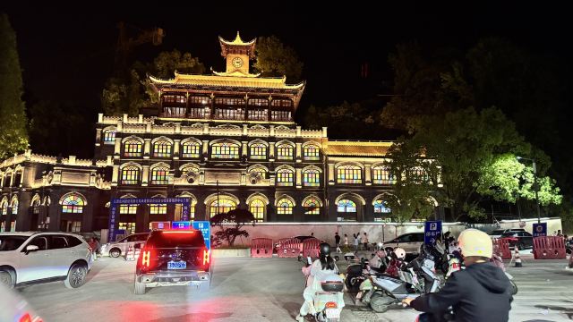 婺源弦高城景区旅行图片 1