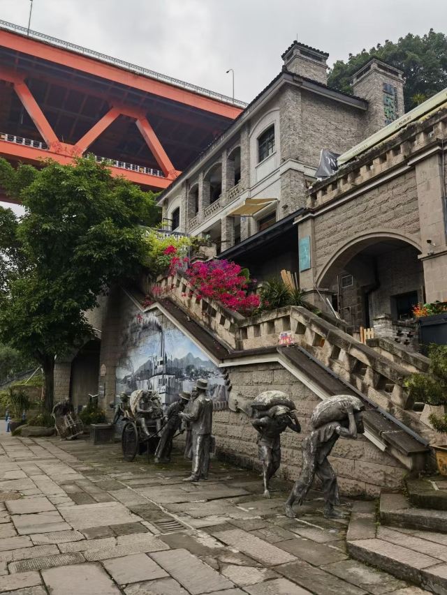 重庆龙门浩老街游玩攻略简介,重庆龙门浩老街门票/地址/图片/开放时间/照片/门票价格【携程攻略】