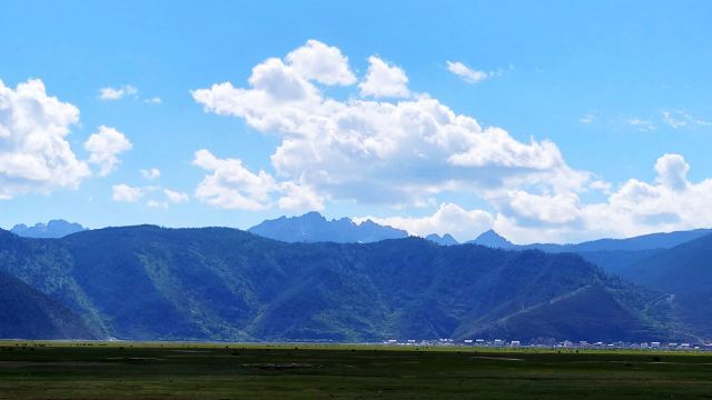 纳帕海旅游景区香巴拉牧场景点旅行图片 3
