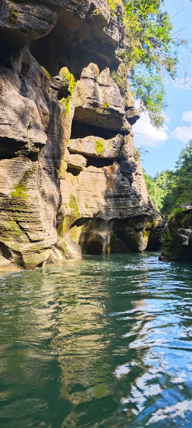 西门峡漂流旅行图片 3