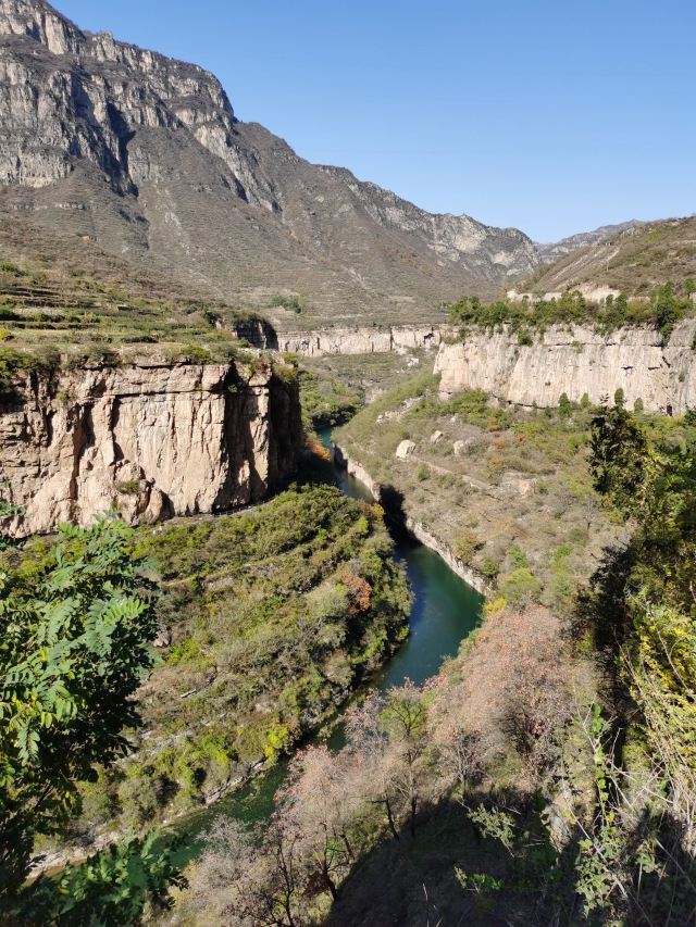 虹霓瀑布旅行图片 5