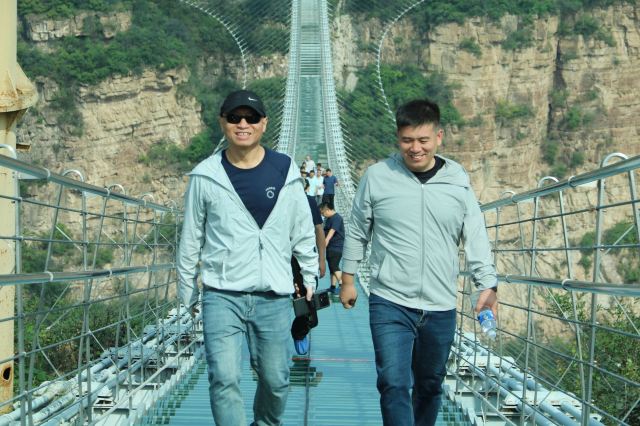 平山红崖谷景区旅行图片 1