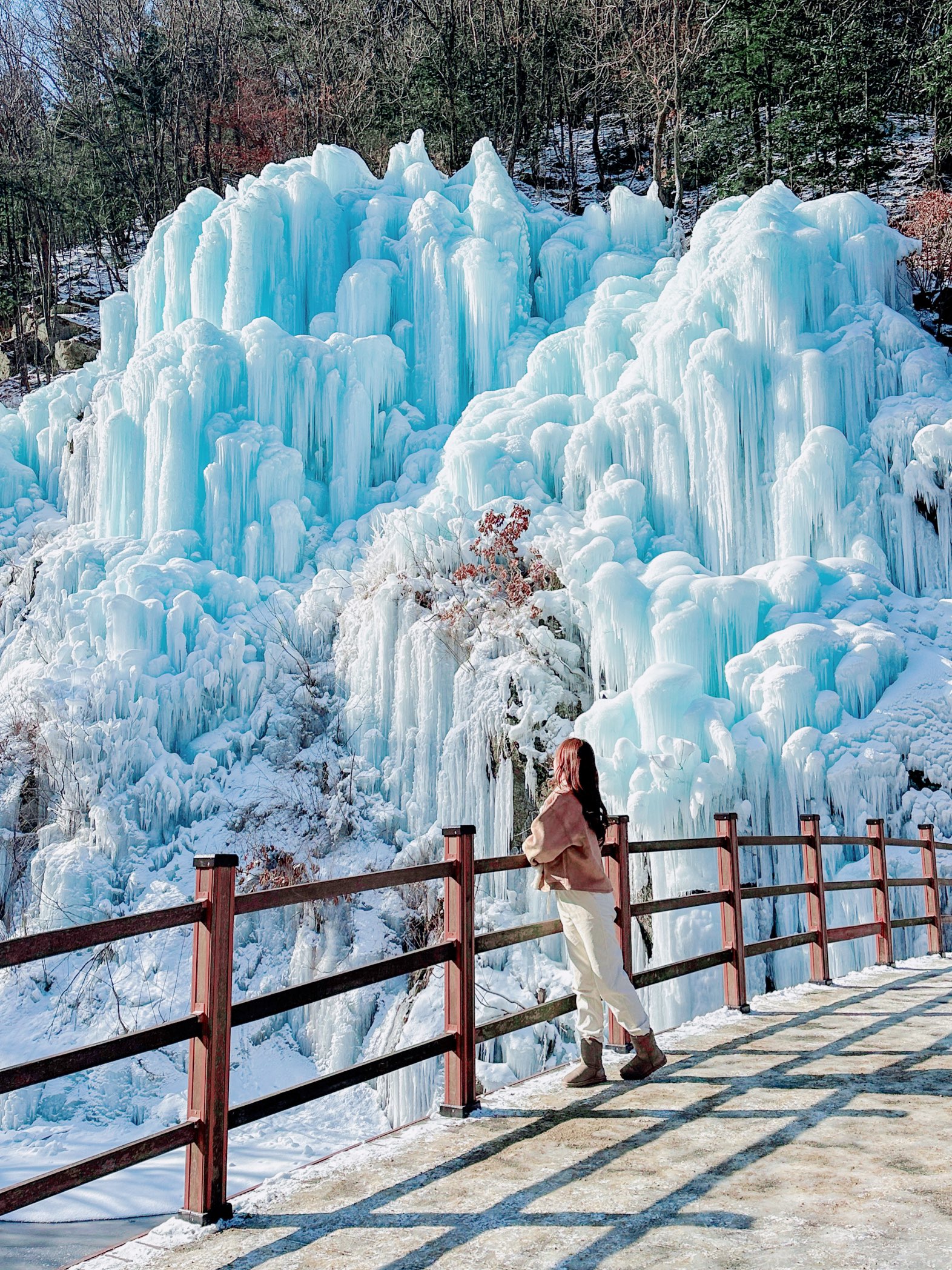 在首尔郊区遇到漂亮冰墙的梦幻冰王国🩵