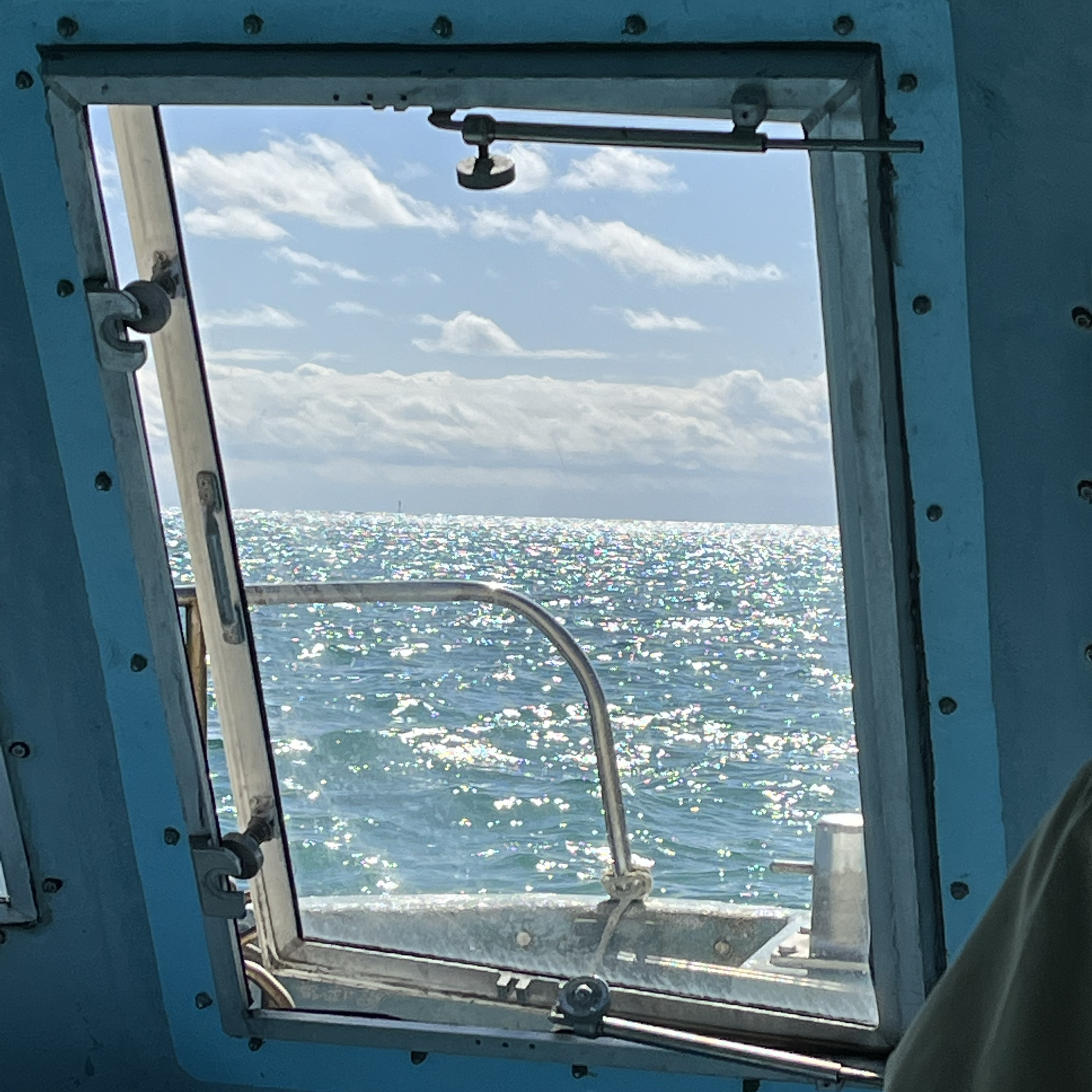 冲绳“美巴鲁海滩”的“玻璃船”怎么样?