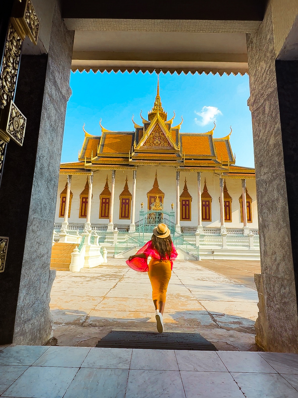 感觉像柬埔寨公主在金边
