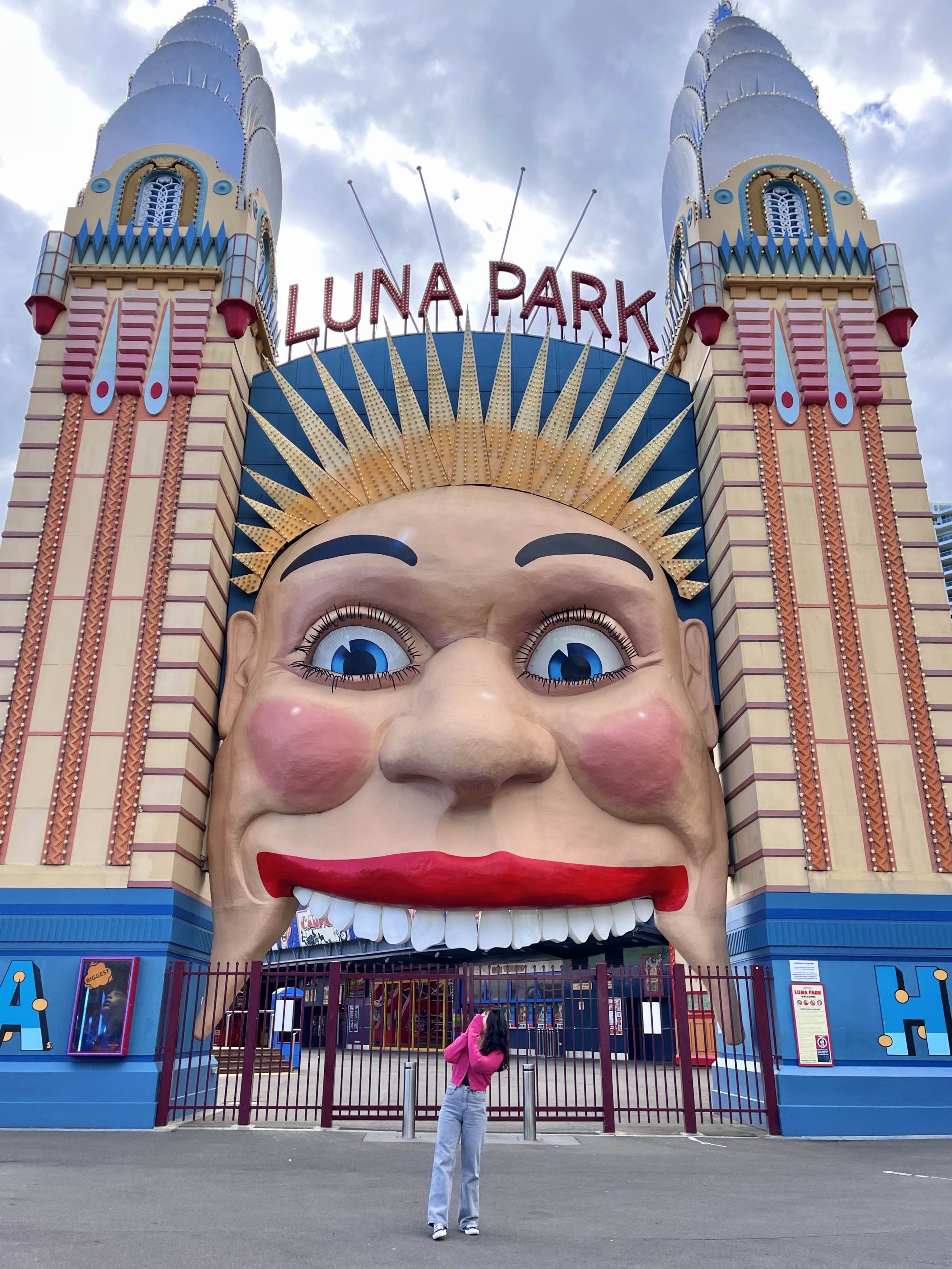 悉尼摄影点,巨大的人嘴形露娜公园入口🎡