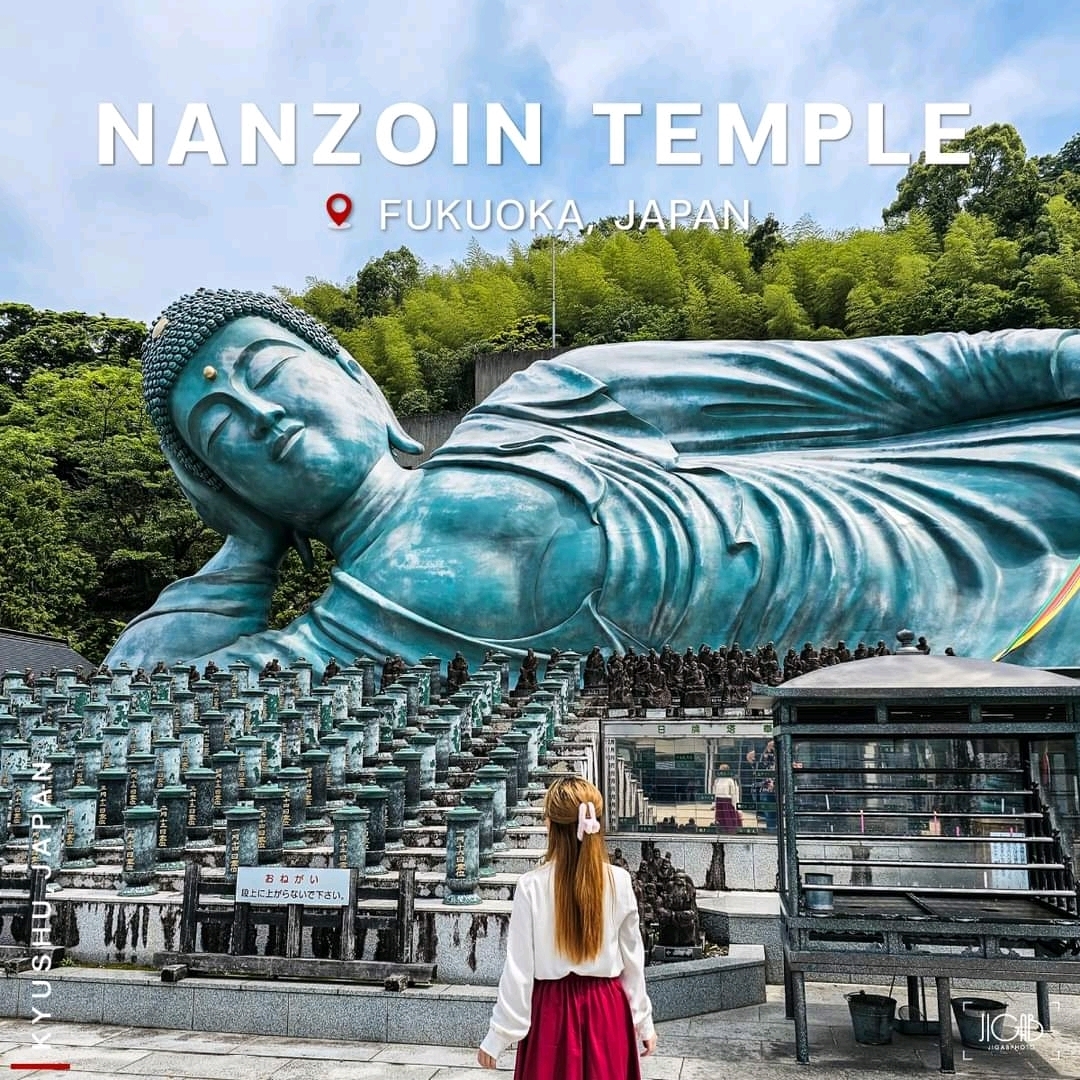 在著名的寺庙祈祷崇拜福冈的非常大的卧佛像。