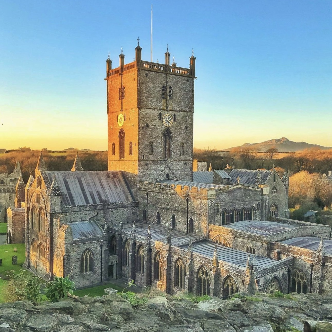 【威尔士必游】圣戴维斯座堂：历史景观，安静肃穆