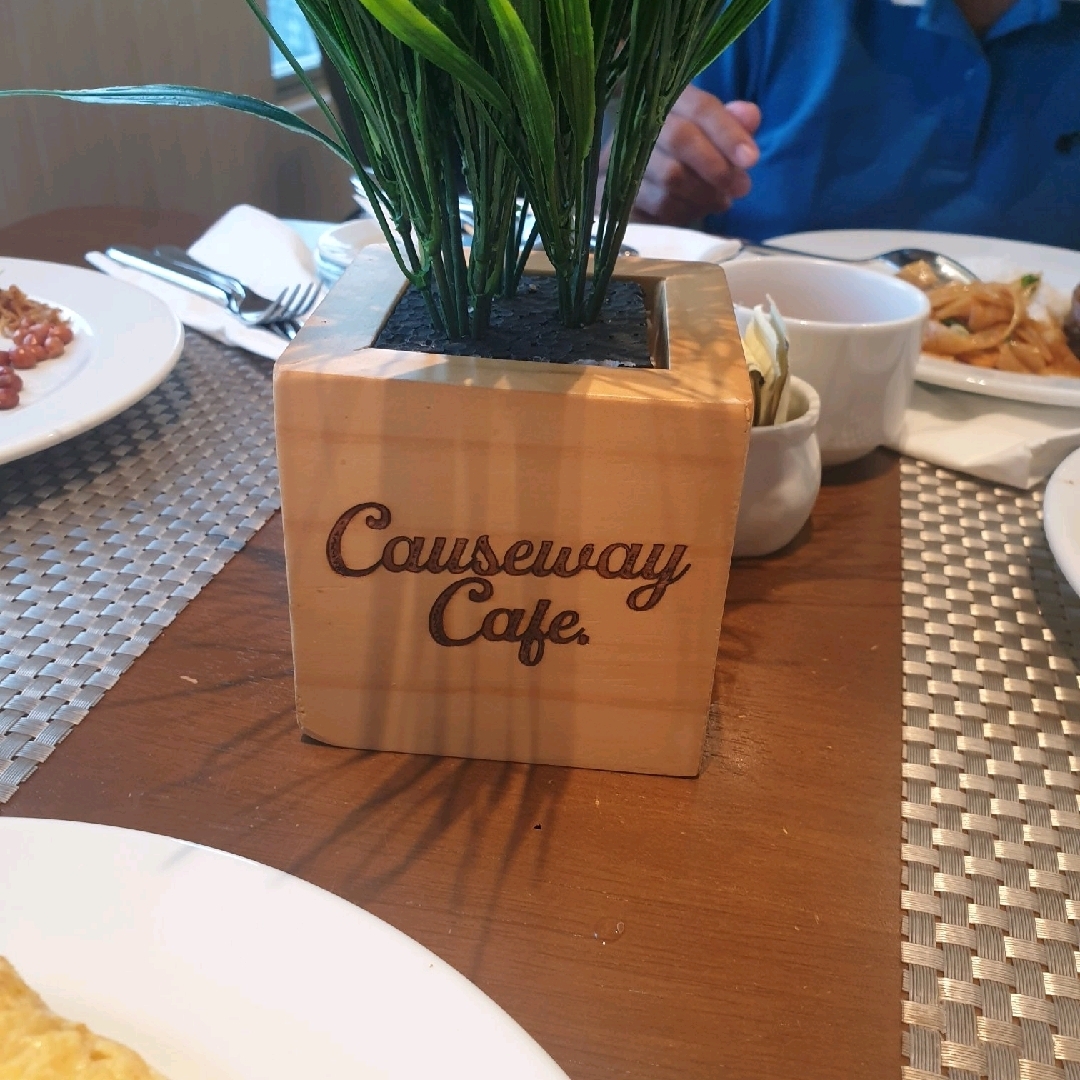 早餐@Causeway Cafe St Giles Hotel。