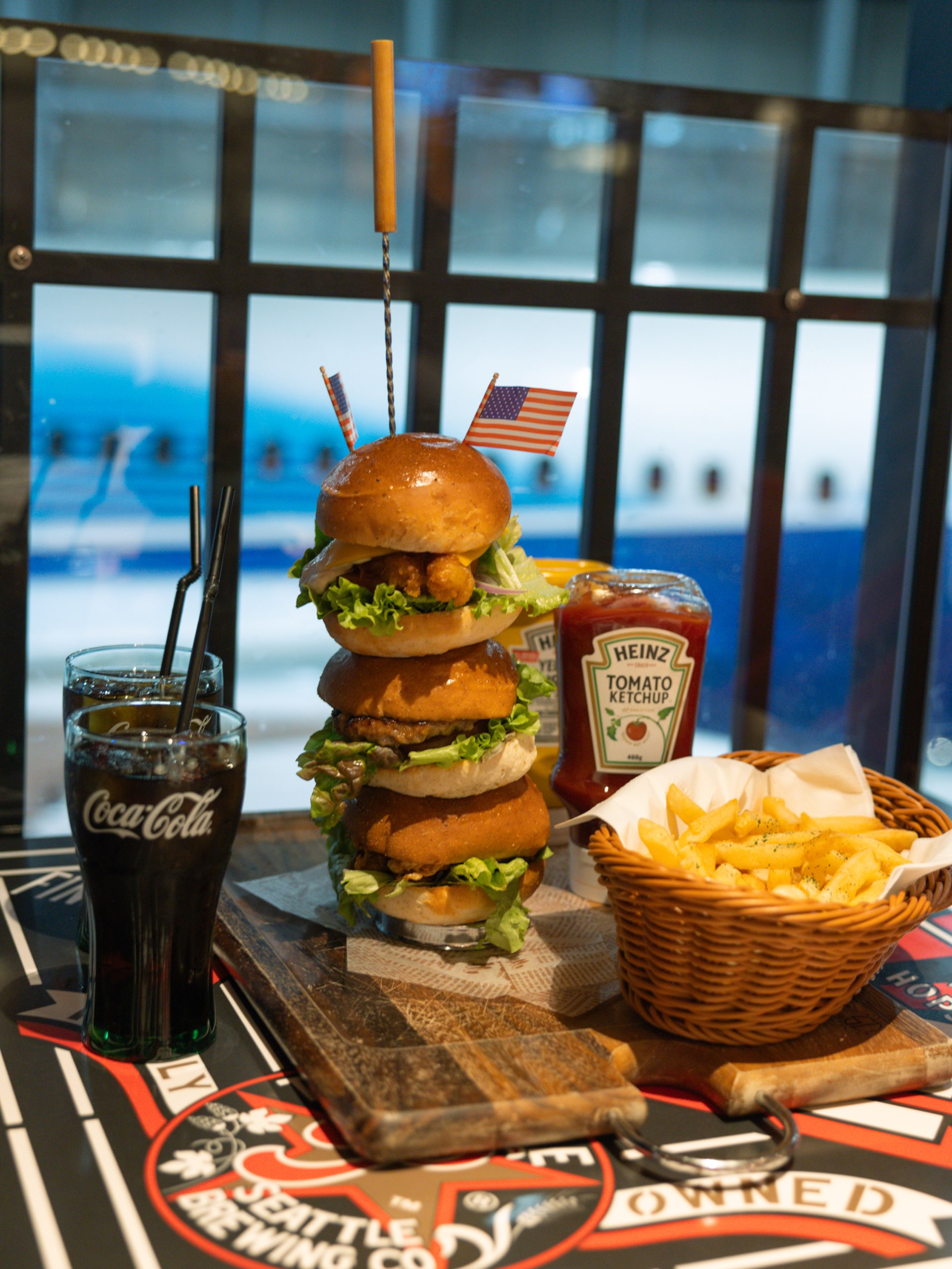 【爱知】在新特丽亚一边看飞机一边吃饭的餐厅
