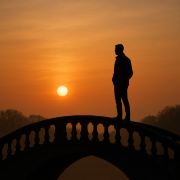 小透明的旅行箱