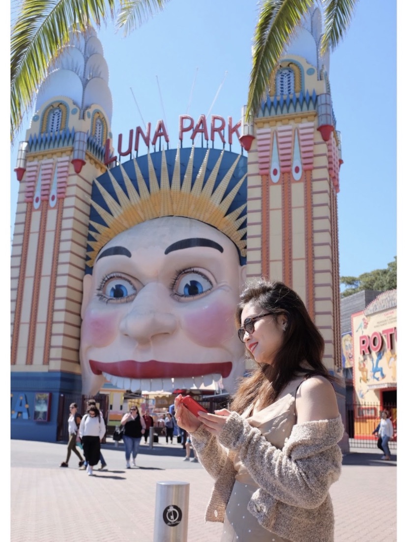 色彩缤纷的澳洲Luna Park：欢乐冒险的完美目的地！