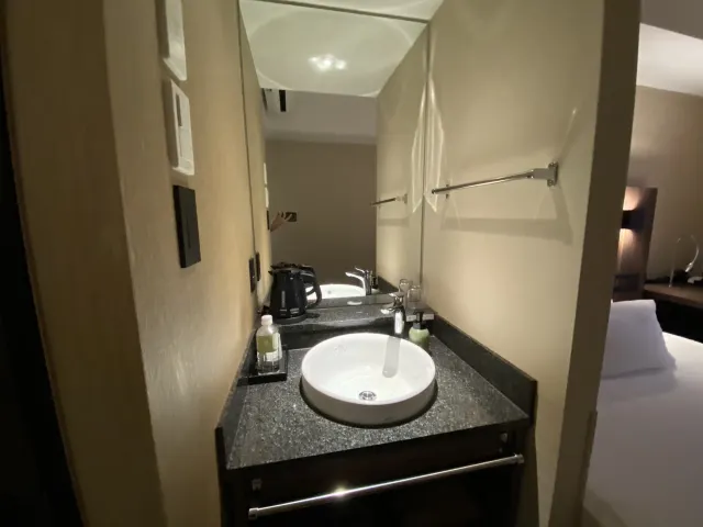 1mj1c12000agtxyrx5E39.jpg
