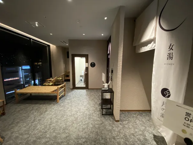 1mj2z12000agu4w4r745C.jpg