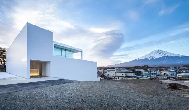 1mj5r12000at837vr903F.webp
