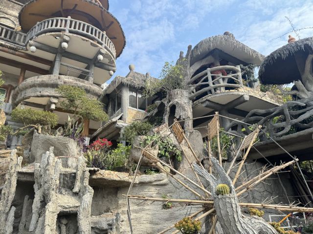农民艺术楼(怪楼)旅游景点观光旅行图片 2