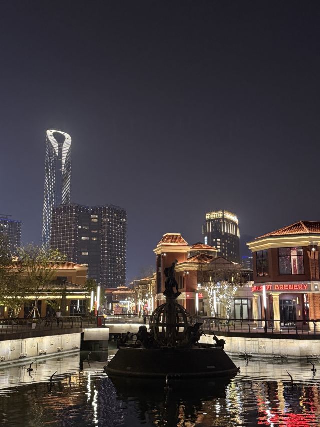 金鸡湖景区-入戏雕塑(大相框)旅行图片 5