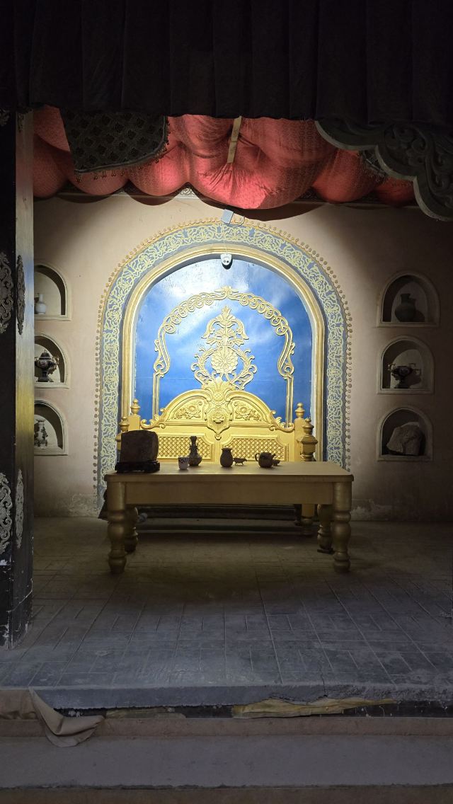 吐鲁番郡王府旅行图片 1