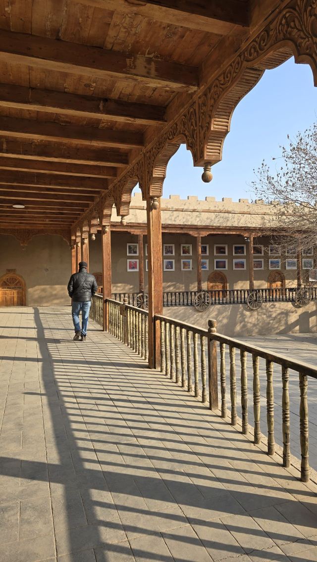 吐鲁番郡王府旅行图片 6